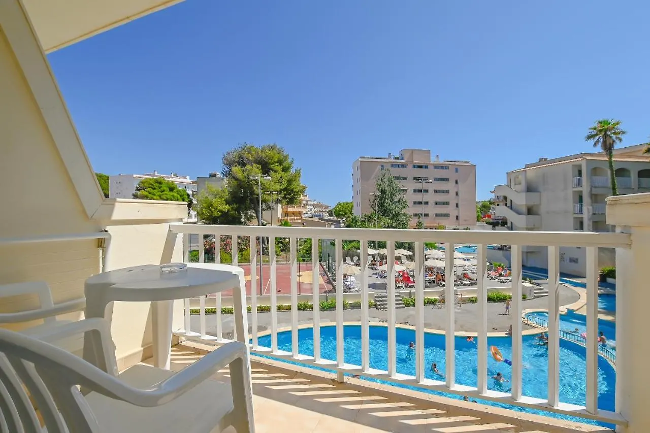 מלון קאלה ראטג'אדה O7 Club Cala Ratajda